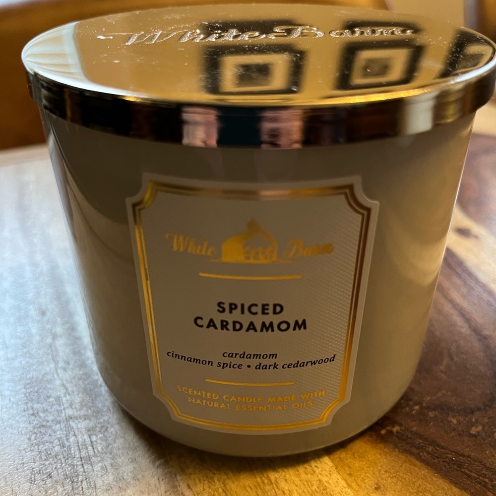 New Spiced Cardamom 3 Wick (discontinued scent)